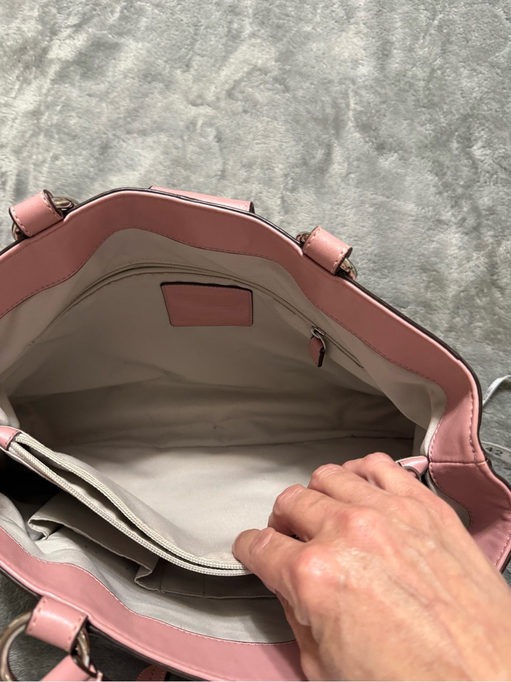 Soft Pink Leather Tote Bag with Buckle Accent - Picture 7 of 10